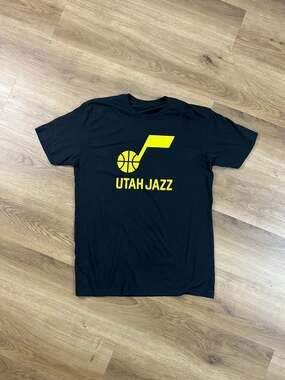 Utah Jazz Logo Tee Men's Fits Like M Black Yellow NBA
